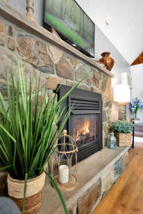 The Sage Chalet In Emerald Lakes, Poconos! Long Pond Dış mekan fotoğraf